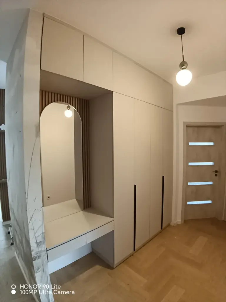 Előszoba – A&A Forgács Műhelye referencia