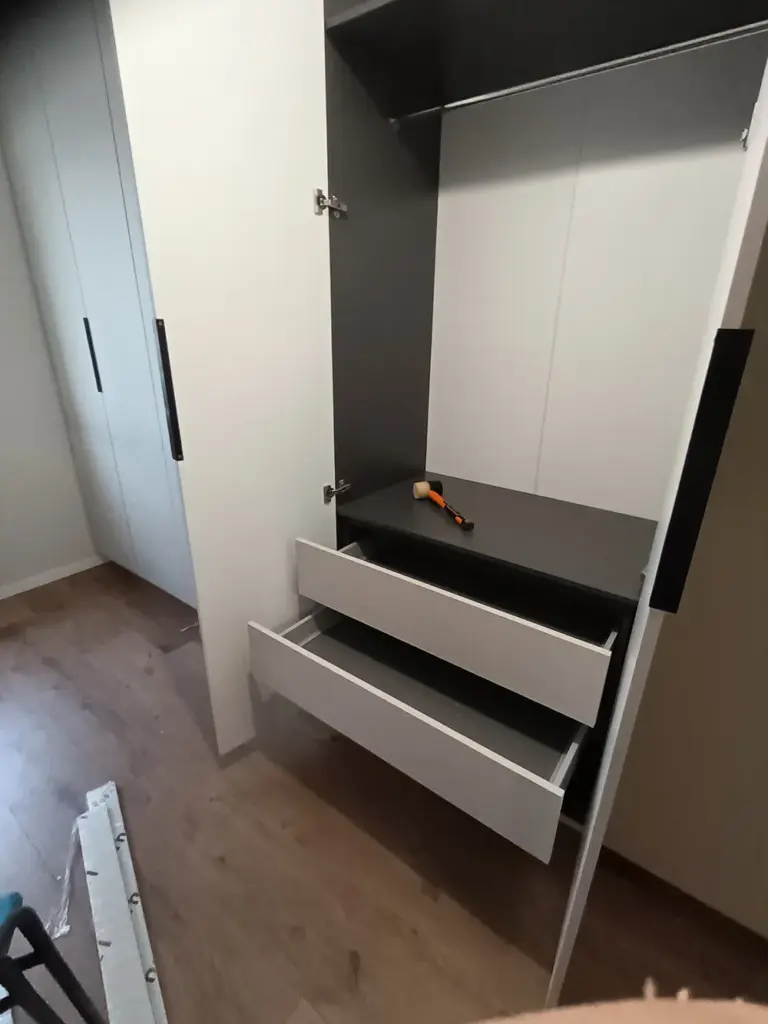 Gardrób – A&A Forgács Műhelye referencia