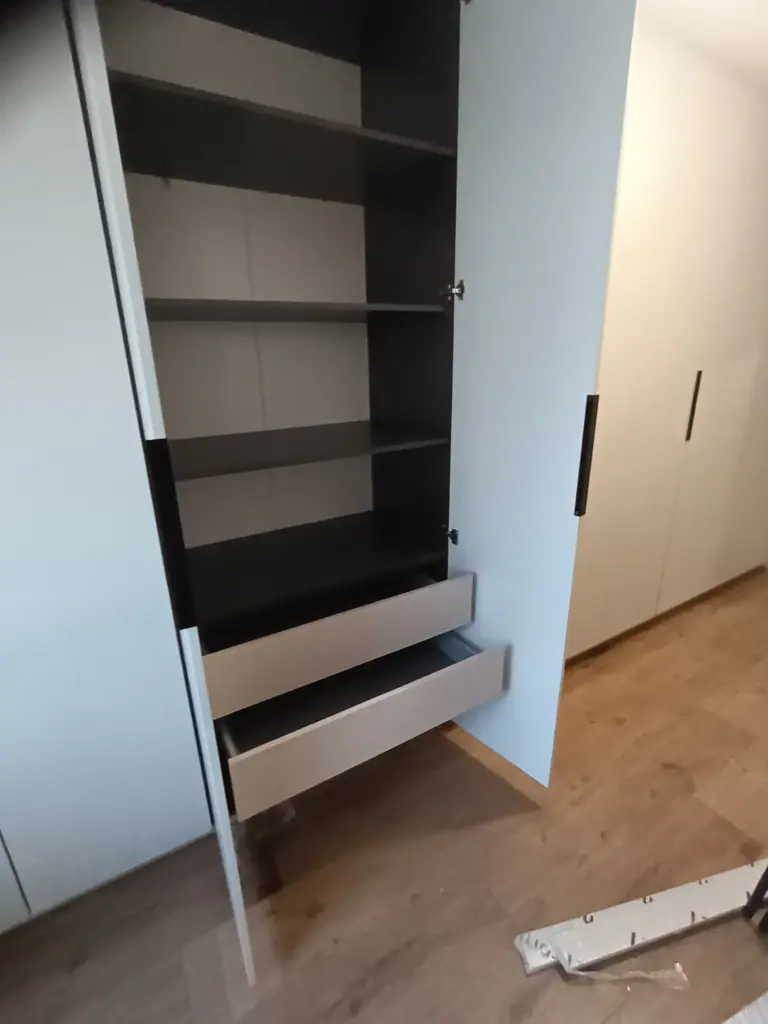 Gardrób – A&A Forgács Műhelye referencia