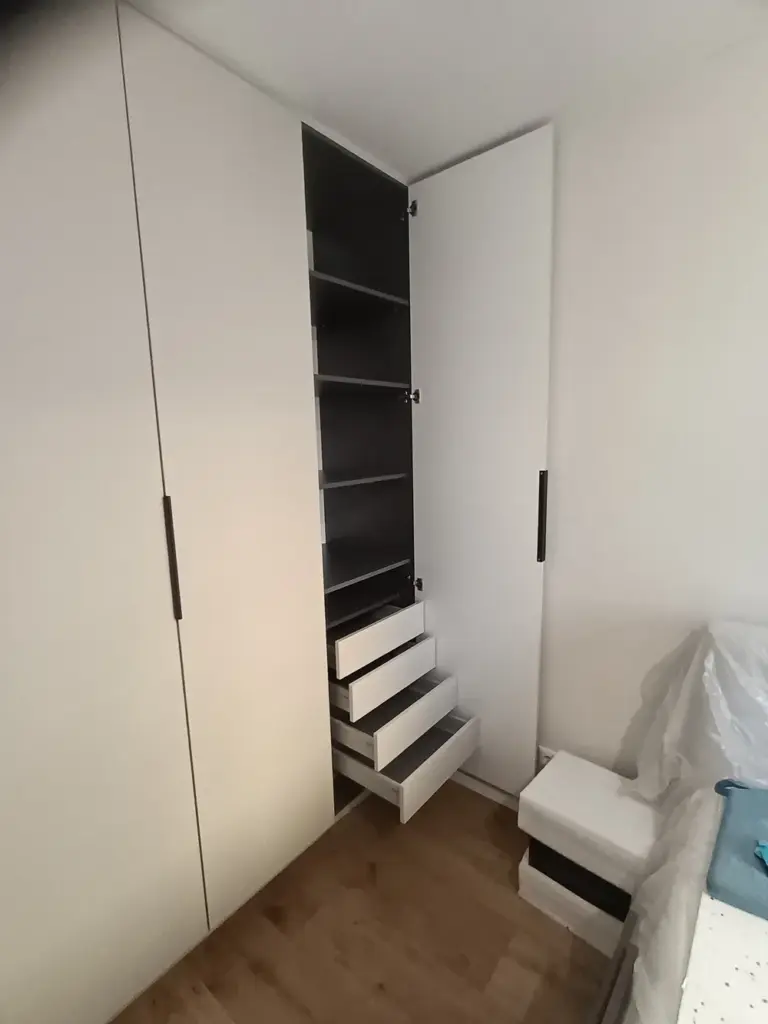 Gardrób – A&A Forgács Műhelye referencia